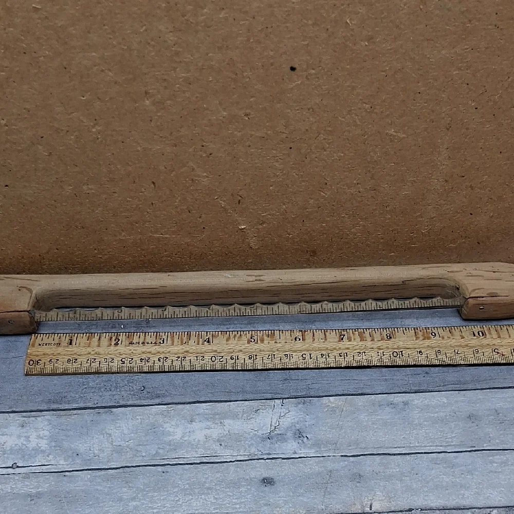 Wooden Handle Bowed Bread Knife